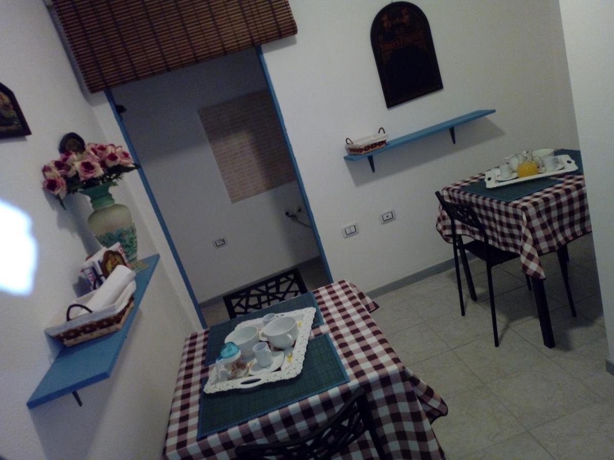 B&B Dell' Abbaddu Сассари Экстерьер фото
